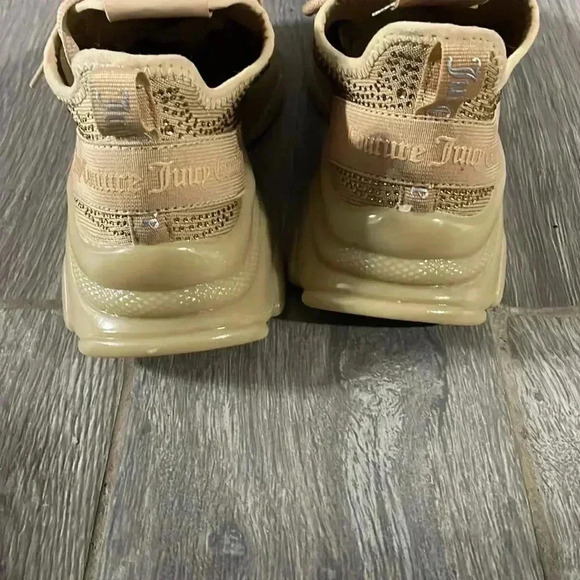 Juicy couture adana rhinestone trainer walking - Picture 5 of 8